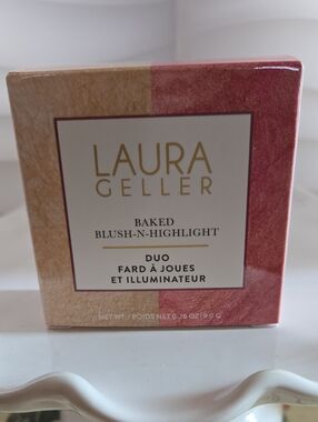 Laura Geller Baked Blush-N-Highlight Duo — French Vanilla And Pink Buttercream